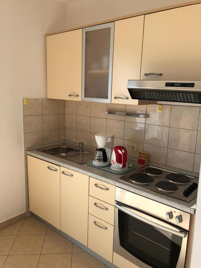 Apartments Punta Seline Exterior photo